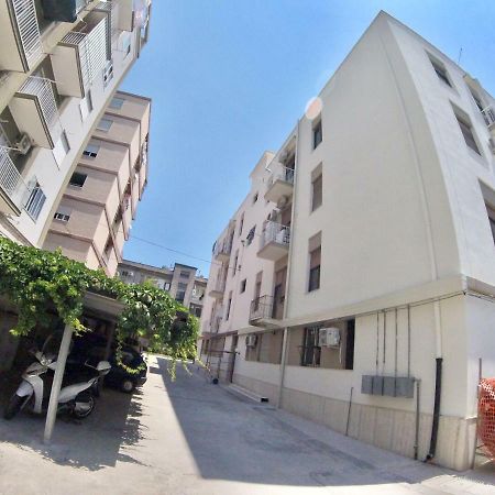 Mythos Affittacamere Syracuse Bagian luar foto